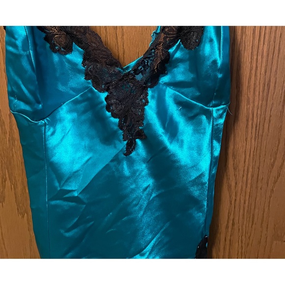🔥🔥Super sexy size L Teal nighty. Trimmed with black lace. Gently used EUC - Picture 6 of 6
